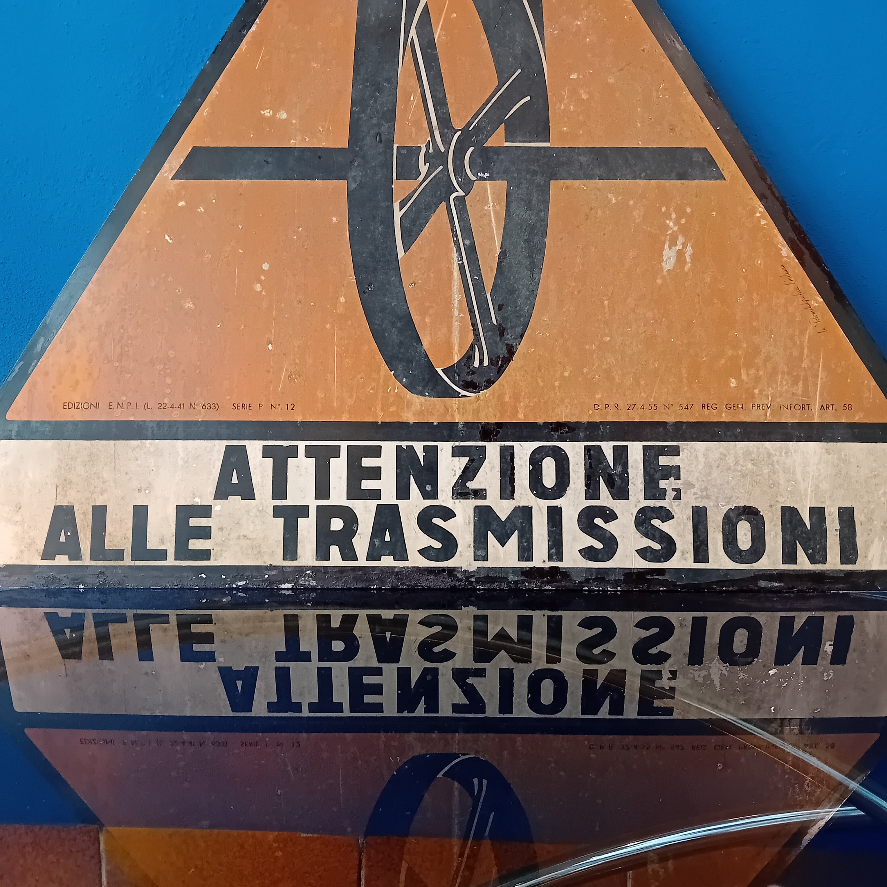 Cartello di cantiere "Attenzione alle trasmissioni" - anni '60