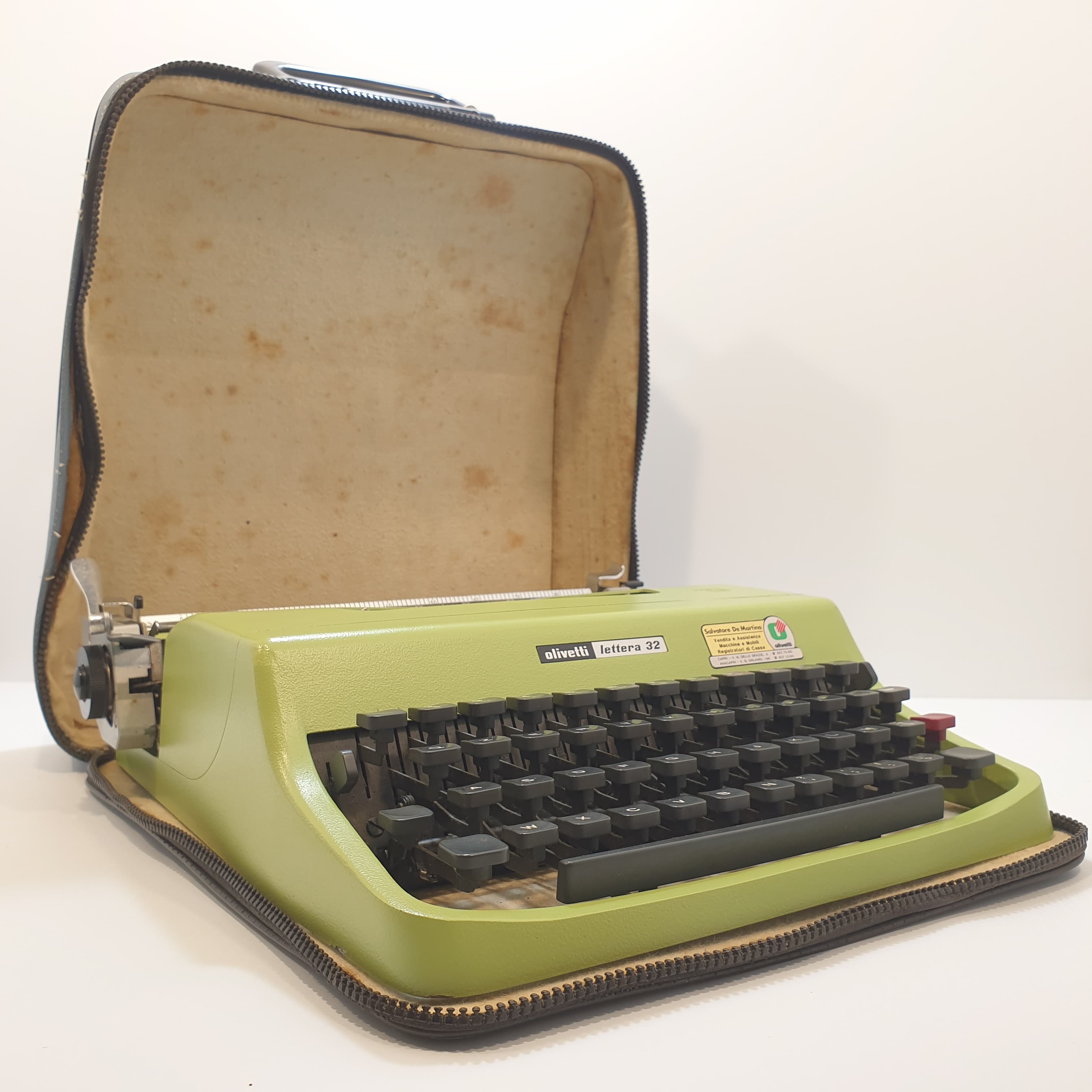 Olivetti Lettera 32
