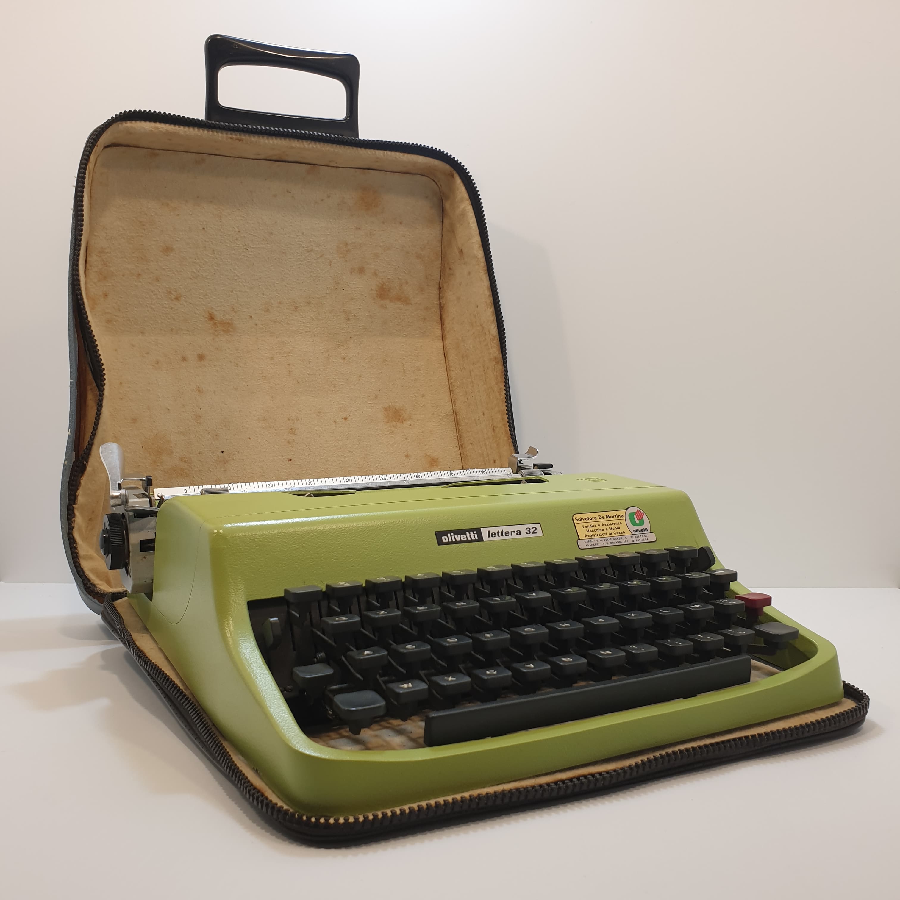 Olivetti Lettera 32