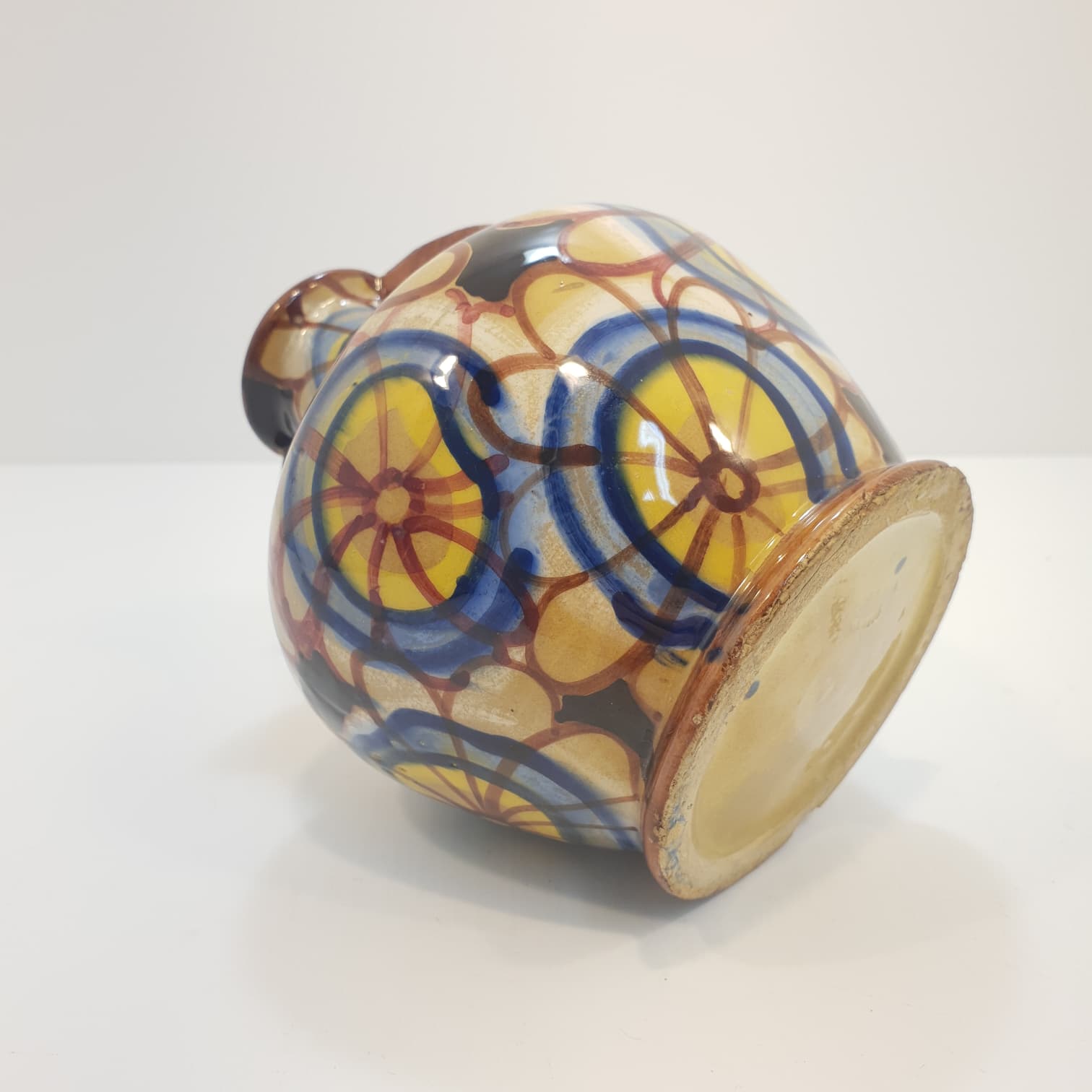 Vasetto decorato a mano