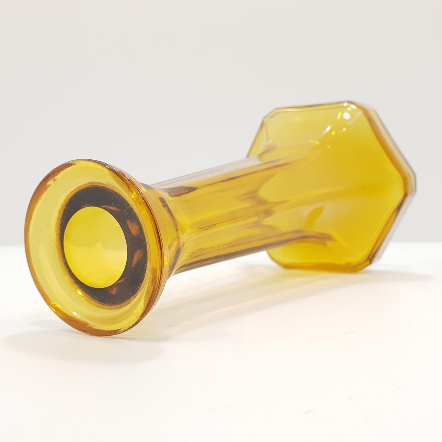 Vaso in vetro ambrato