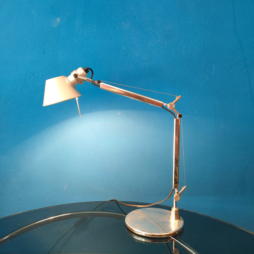 Tolomeo micro, M. De Lucchi e G. Fassina per Artemide, 1987
