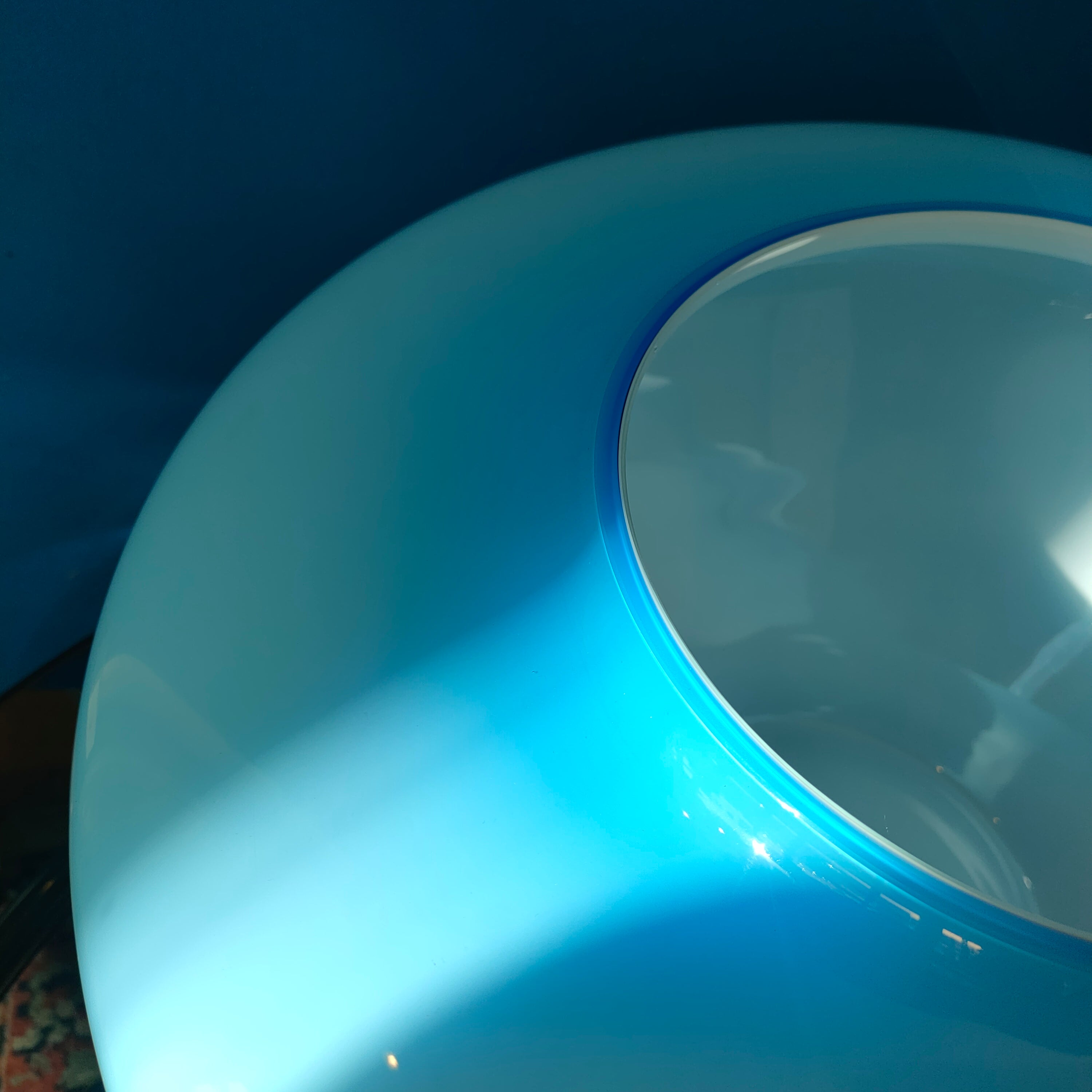 Grande vaso in vetro incamiciato azzurro, 1980s/90s
