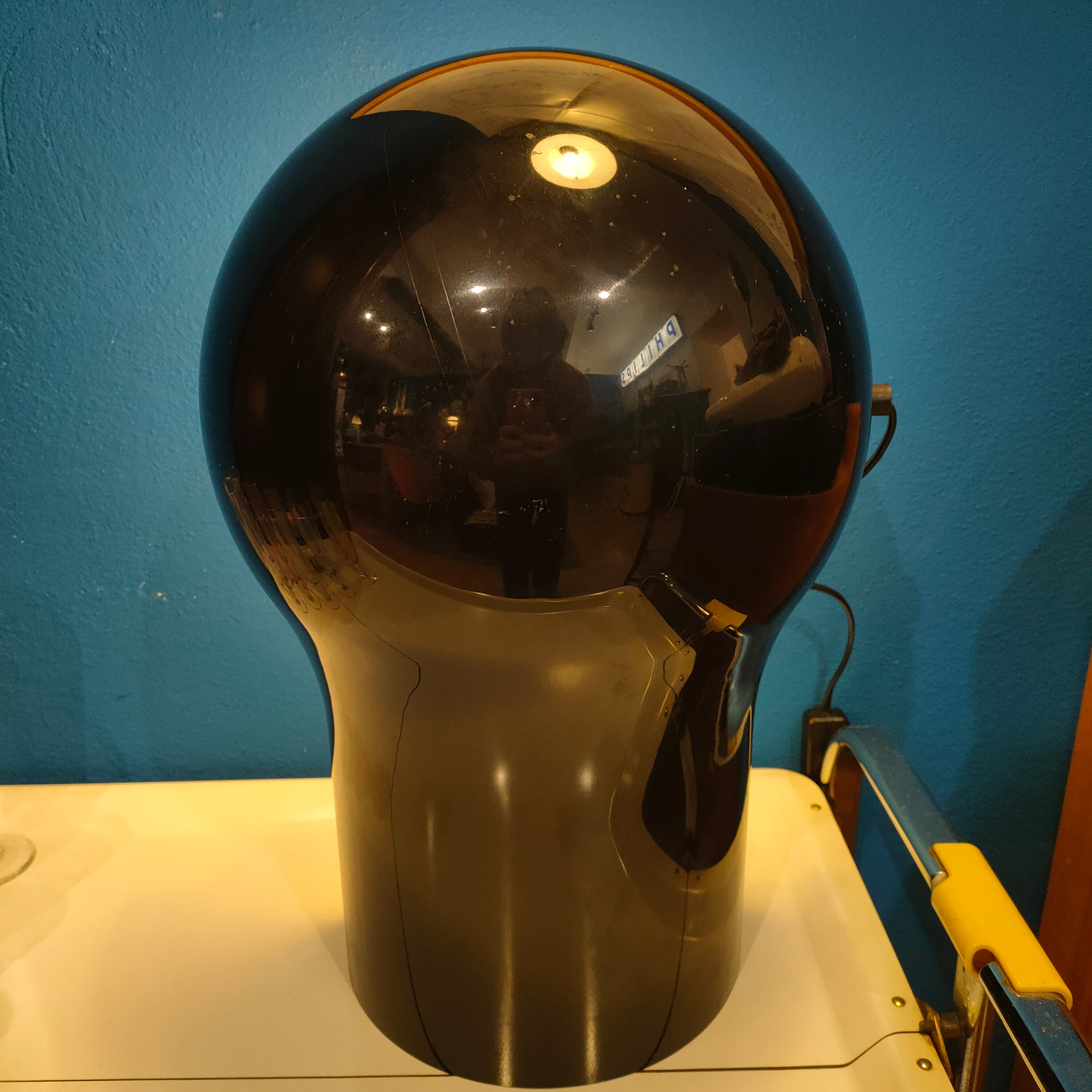 Lampada "Telegono" nera, Vico Magistretti per Artemide, 1966