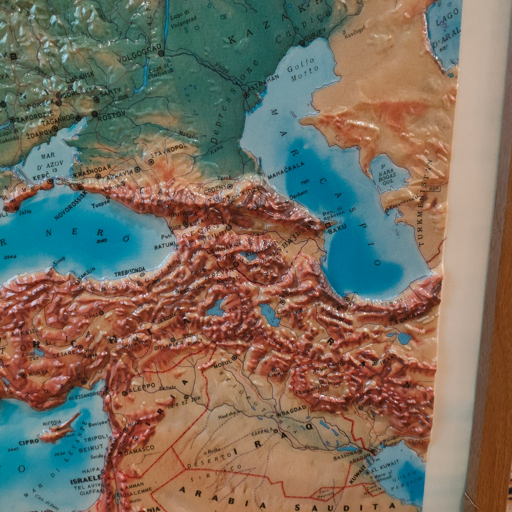 Europa Fisica in rilievo - Italia, 1964