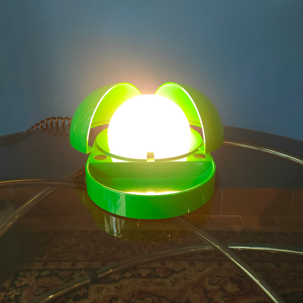 Fontana Arte "Tapira", design G.P.A. Monti, 1974. Col. Verde