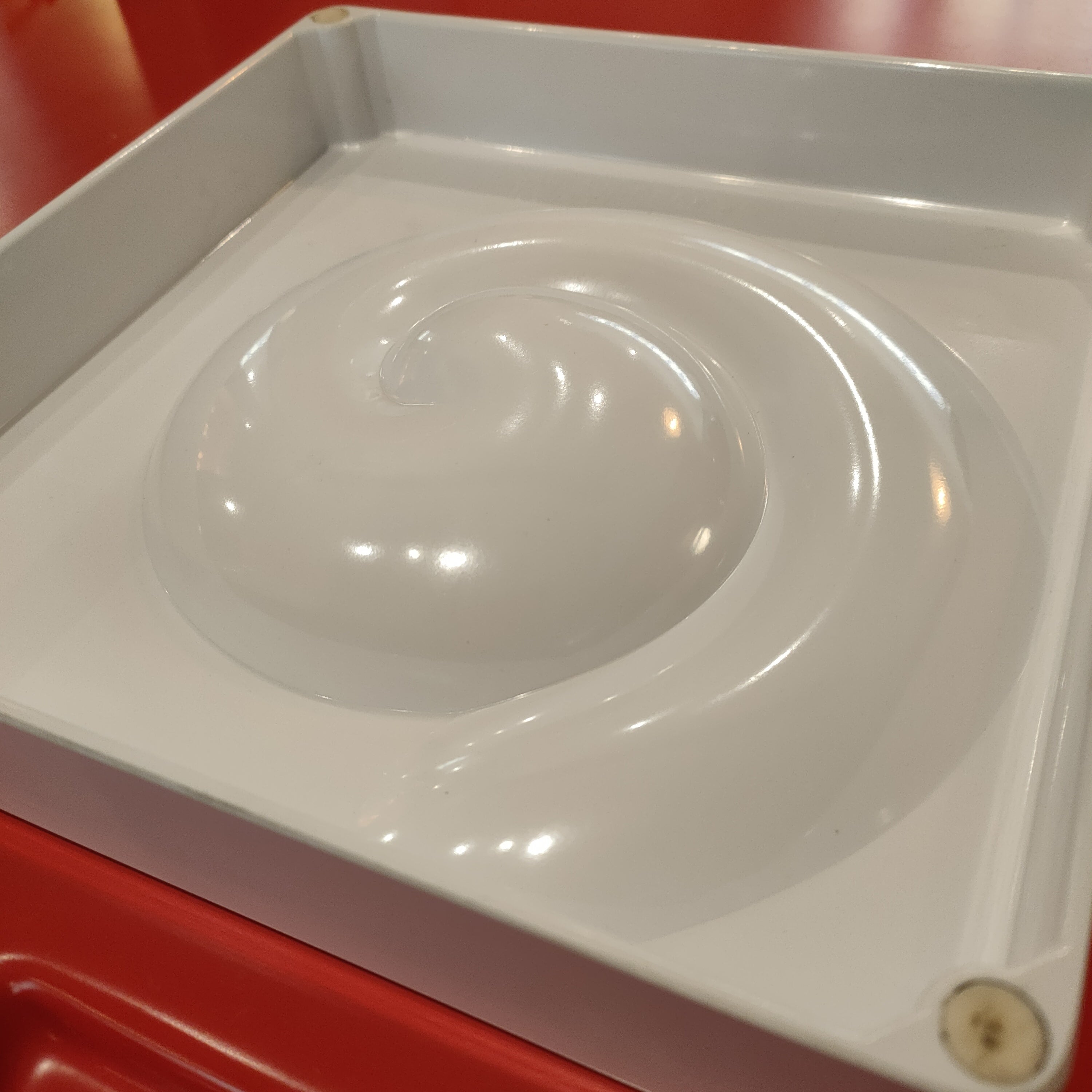 Posacenere Spiros - Eleonore Peduzzi Riva per Artemide, 1969