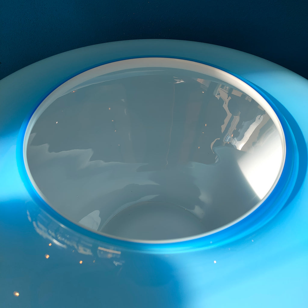 Grande vaso in vetro incamiciato azzurro, 1980s/90s