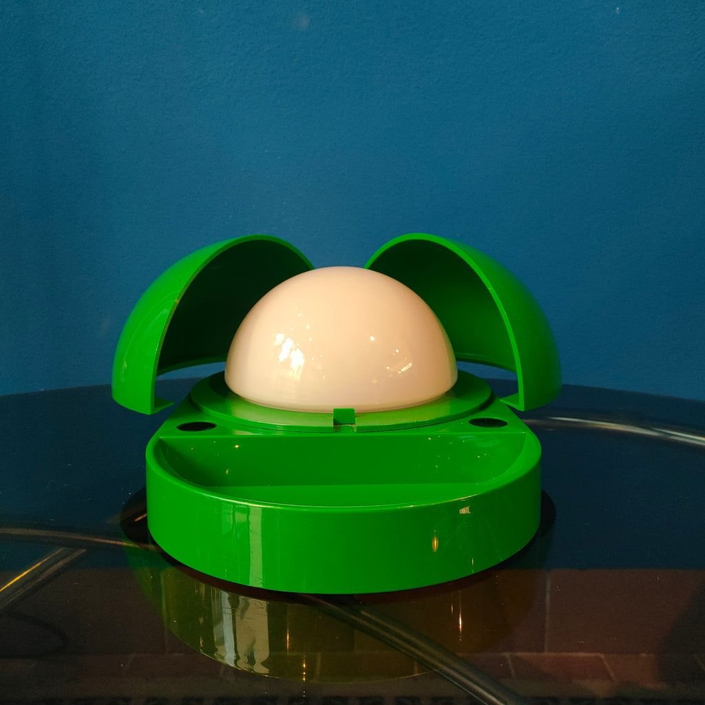 Fontana Arte "Tapira", design G.P.A. Monti, 1974. Col. Verde