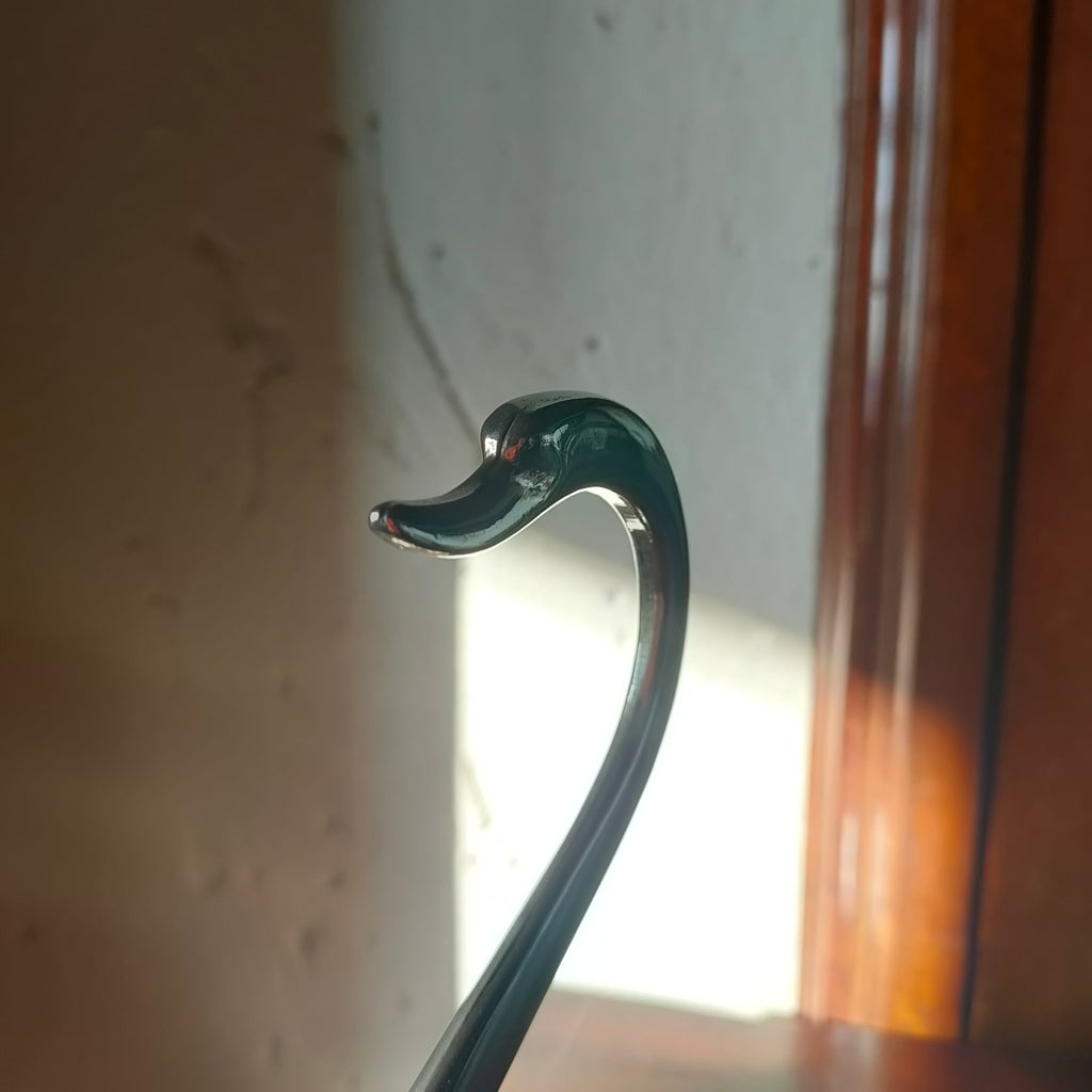 Cigno porta barattolo in metallo argentato, Honk Hong, 1980s