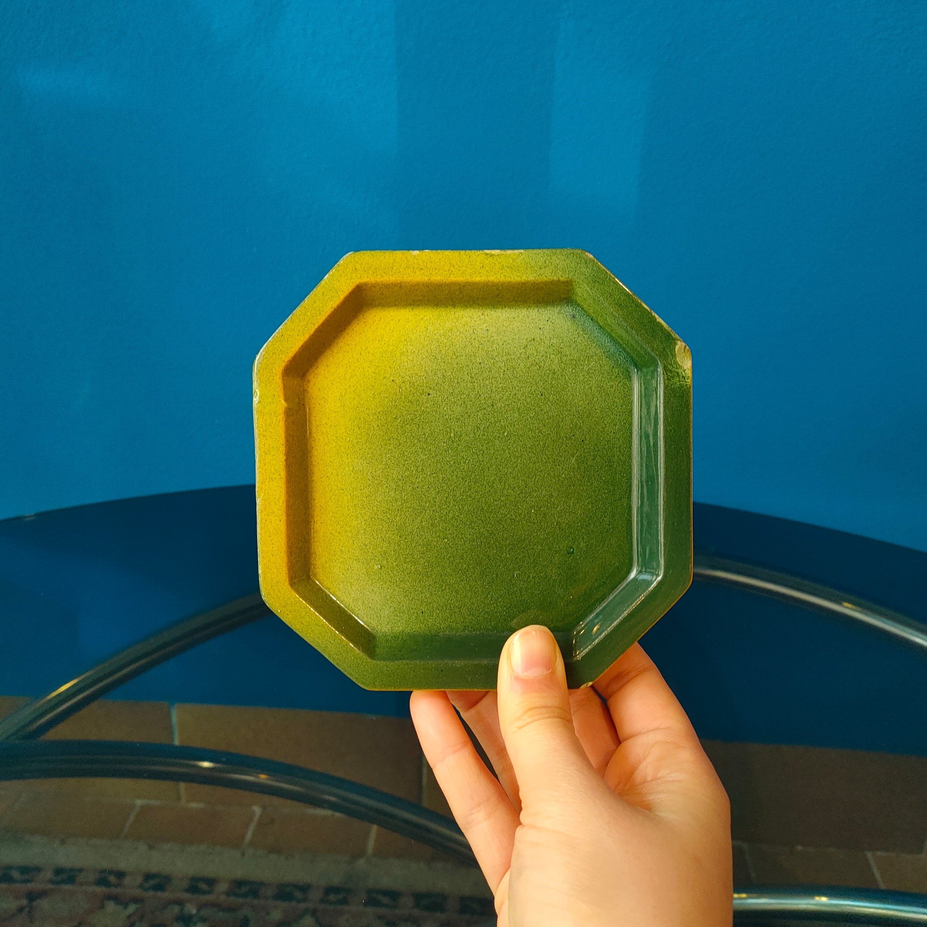 Vaso e sottovaso forma ottagonale, ceramica, 1960s