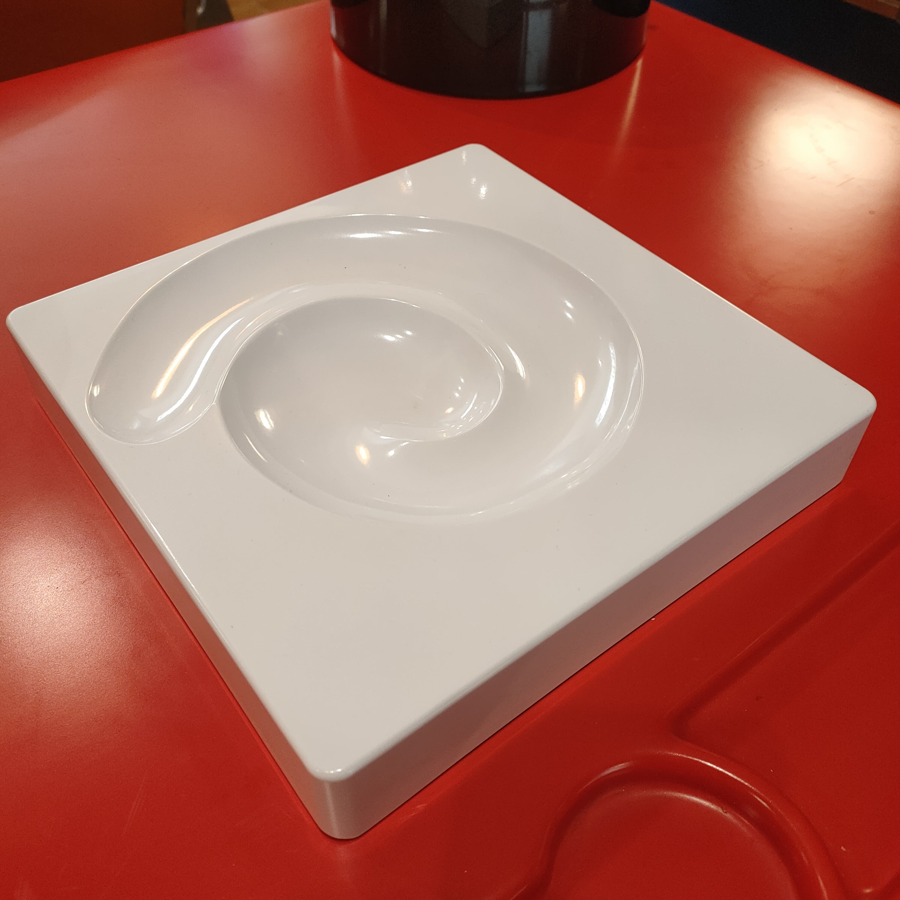 Posacenere Spiros - Eleonore Peduzzi Riva per Artemide, 1969