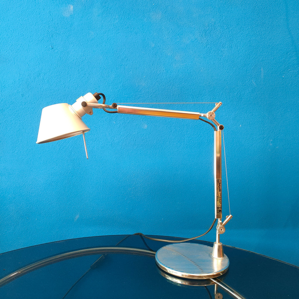 Tolomeo micro, M. De Lucchi e G. Fassina per Artemide, 1987